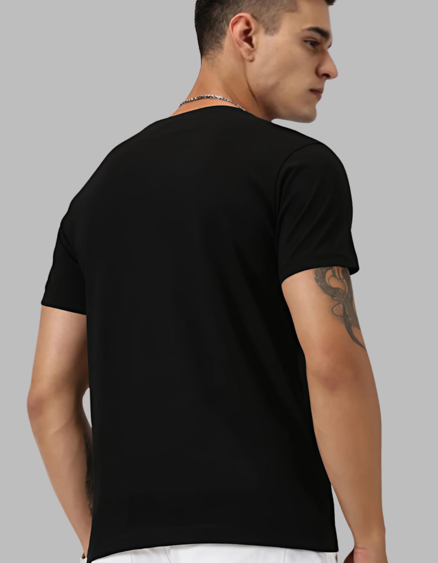 Black| Solid T-Shirt Beuns– Pure Form, Zero Noise
